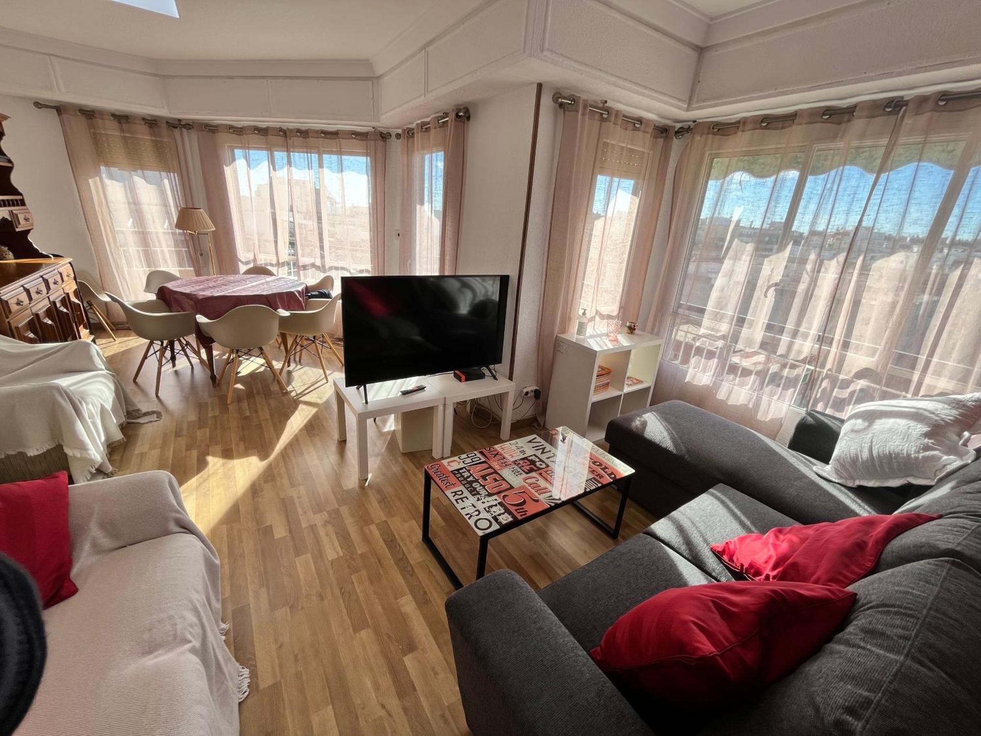 אליקאנטה 4 Bedrooms -Seneca Center Apartment מראה חיצוני תמונה